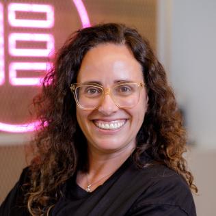 Miriam Schwab